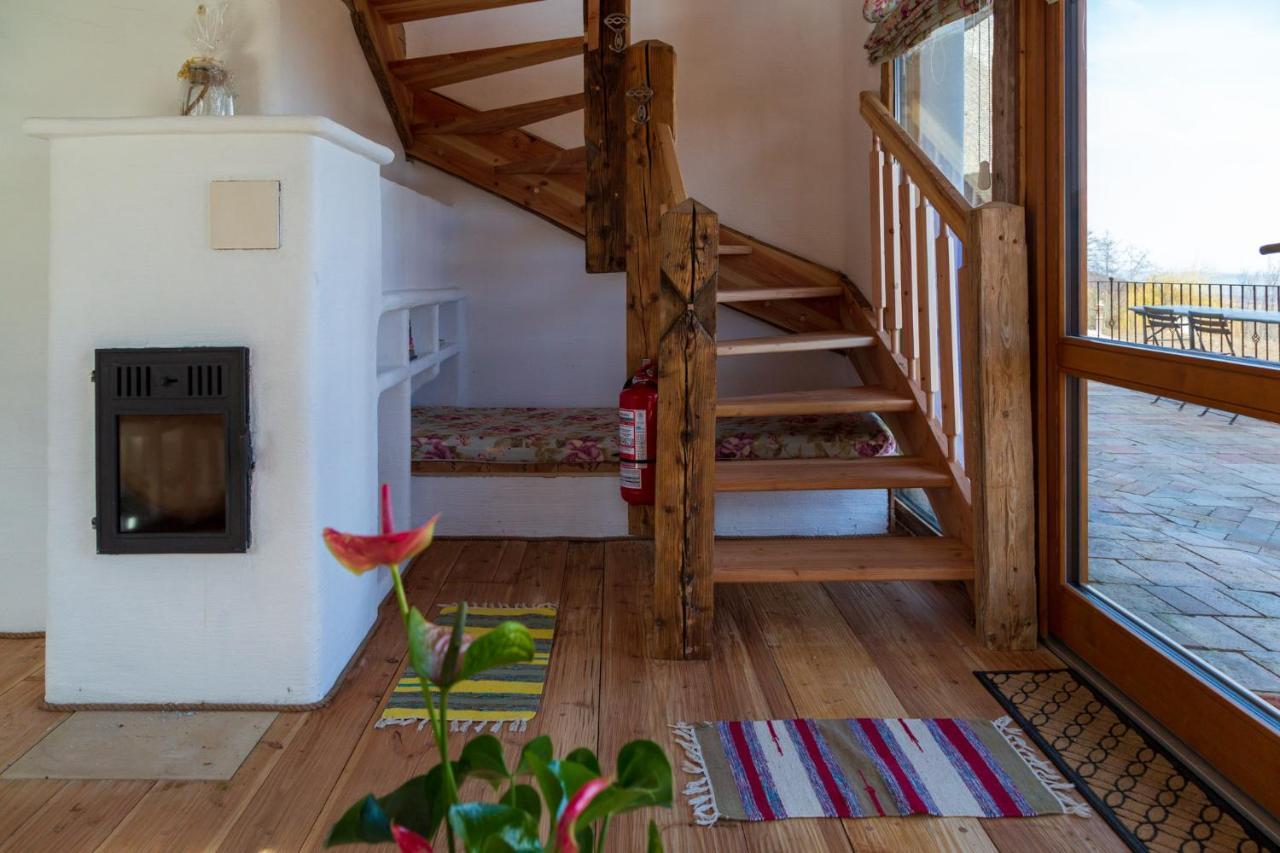 Casele Cu Stuf B&B Haus Ulrike Sălicea Exterior foto